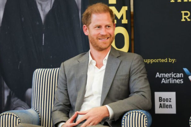 Prince Harry offered with the Pat Tillman Award for Service at ESPYS. The hero worn’s mother disagreed with the selection