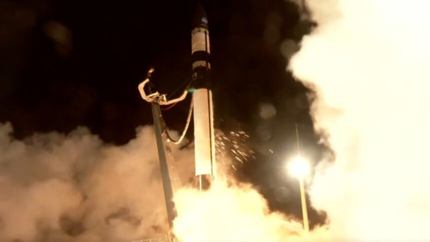 NASA launches minute CubeSat to suppose its sights on Earth
